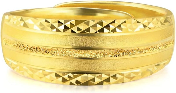 CHOW SANG SANG 999.9 24K Solid Gold Price-by-Weight 3.36g Gold Modern Stripe Band Ring for Women 82819R | Size Adjustable